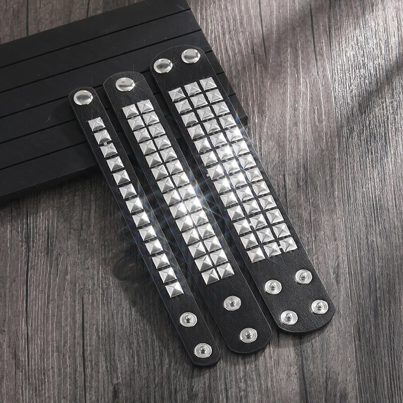 Egyedi, 1/2/3 soros karkötős tüskés szegecses széles mandzsetta bőr punk gótikus rock uniszex karkötők férfiaknak születésnapi ékszerek