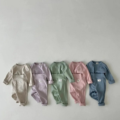 2023 Есенни комплекти бебешки пижами Мек памучен комплект дрехи за момичета и момчета Домашно облекло Бебешки домашен костюм Горни панталони 2 бр.