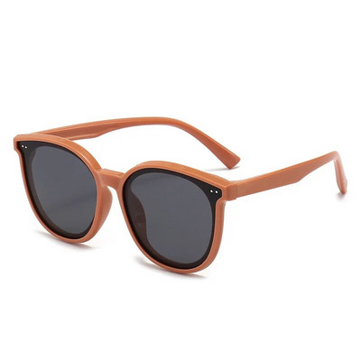 Dječje 3-12 godina Polarizirane sunčane naočale Dječaci Cool Girls Mekani TPEE okvir Cat Eye Design Modne ovalne naočale s UV400 zaštitom