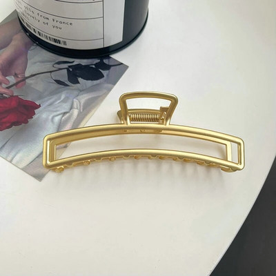 Gheare de păr la modă Temperament Gold Grab Agrafe de păr din metal cu fluture Agrafe de păr elegante de epocă cu bandă Accesorii de păr la modă