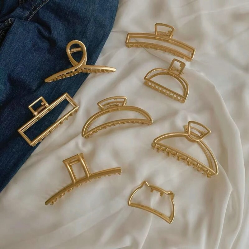 Gheare de păr la modă Temperament Gold Grab Agrafe de păr din metal cu fluture Agrafe de păr elegante de epocă cu bandă Accesorii de păr la modă