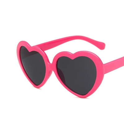 2023 Fashion Heart Shaped Sunglasses for Children Black Red Small Frame Sun Glasses Vintage Boys Girls Kids Child Oculos De Sol