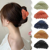 Matte Leaf Shape SolidColor Hair Claw for Women Frosted Grab Clip Кок Аксесоари за коса Инструмент за оформяне Ins Проста универсална фиби
