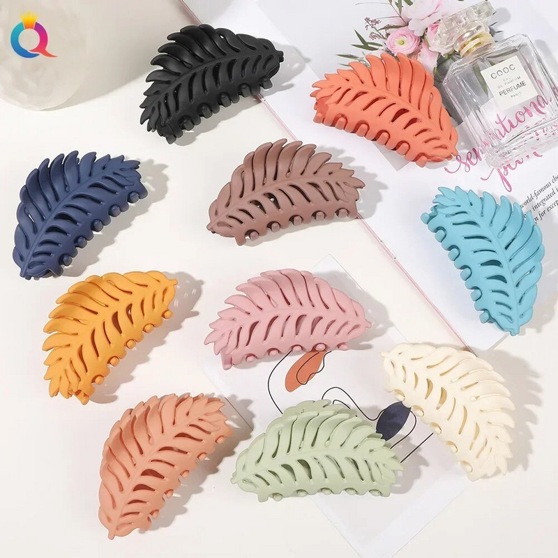 Matte Leaf Shape SolidColor Hair Claw for Women Frosted Grab Clip Кок Аксесоари за коса Инструмент за оформяне Ins Проста универсална фиби