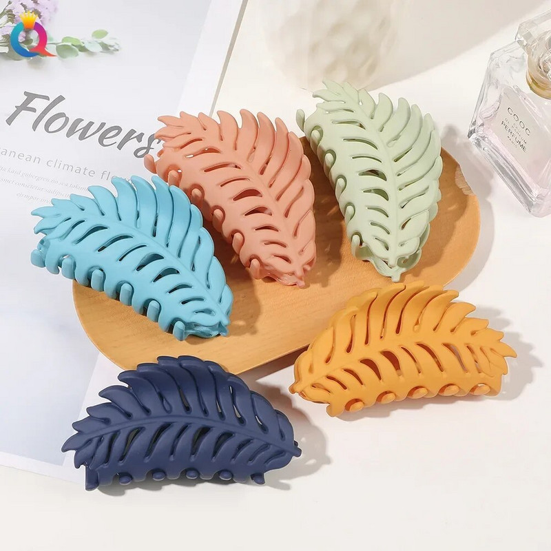 Matte Leaf Shape SolidColor Hair Claw for Women Frosted Grab Clip Кок Аксесоари за коса Инструмент за оформяне Ins Проста универсална фиби
