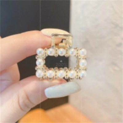 Geometrijska legura Mini Hair Claw Crab Clip za žene Djevojke Zlatne šuplje male kopče za kosu Shark Clip Modni dodaci za kosu