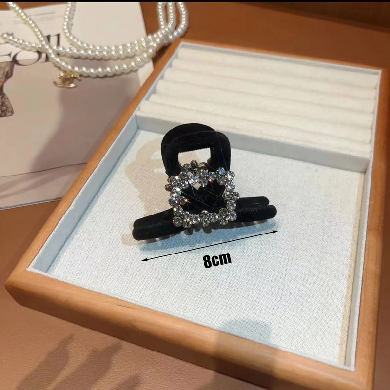 Új elegáns fekete bolyhos cápacsipesz lány hajtű lófarok haj karmos kapocs női hajcsat formázó őszi és téli klip