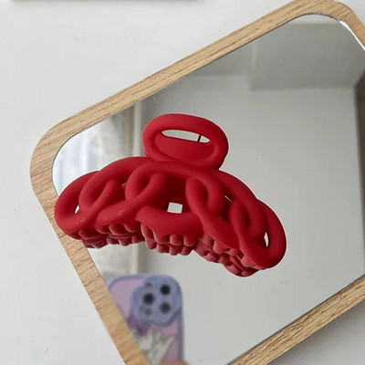 Új Korea Claw Clip Női Üreges matt Haj Claw Vintage Hajtű Fejpánt Rák Hajkapcsok Kiegészítők