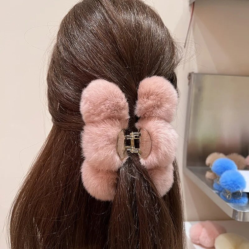 Žiemos triušio kailio krabų plaukų segtukas moterims Elegantiškos pliušinės plaukų letenos, didelės ryklio segtukas Galvos apdangalai Madingi plaukų priedai