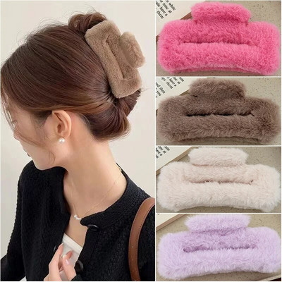 Ziemas plīša Hair Claw Eleganta akrila matadatas Mākslīgās kažokādas matu sprādzes Barrette Krabju galvassegas sievietēm Meiteņu matu aksesuāri