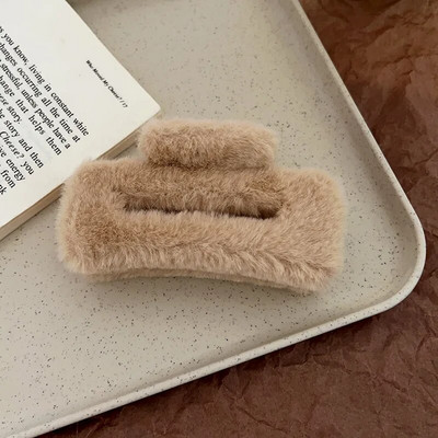 Χειμερινά βελούδινα μαλλιά Claw Κομψές ακρυλικές φουρκέτες Faux Fur Hair Clip Barrette Crab Headwear για γυναίκες Αξεσουάρ μαλλιών για κορίτσια