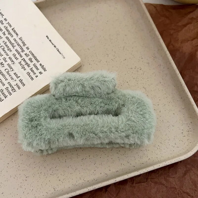 Χειμερινά βελούδινα μαλλιά Claw Κομψές ακρυλικές φουρκέτες Faux Fur Hair Clip Barrette Crab Headwear για γυναίκες Αξεσουάρ μαλλιών για κορίτσια