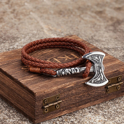 Norse Hatchet Többrétegű bőr karkötők férfi rozsdamentes acél vikingek fejsze csuklópánt Holló amulett Önvédelmi, kézzel készített ékszerek
