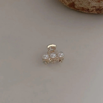 Mini Pearl Hair Claw Női Lányoknak Retro Strasszkő Virág Rák Karom Clip kis hajtűk Haj Rák Lány Haj Kiegészítők