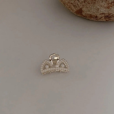 Mini Pearl Hair Claw Női Lányoknak Retro Strasszkő Virág Rák Karom Clip kis hajtűk Haj Rák Lány Haj Kiegészítők
