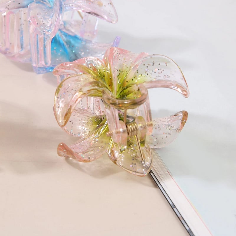 4*4cm Juukselilleklambrid Hawaiian Plumeria Rannalilled Küüspead Aksessuaarid Barrette Lastele Värvilised naistetükid Kunstlikud