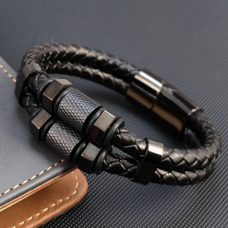 Divat luxus rozsdamentes acél gyöngyökkel díszített hatszögletű karkötő férfi ékszerek klasszikus többrétegű fonott bőr karkötő Homme férfi ajándék