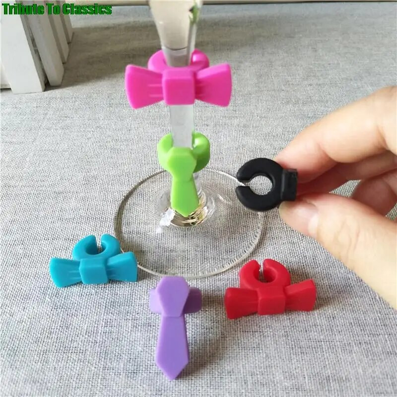 Silikoninis vyno stiklo žymeklis Kūrybinio Bowknot dizaino gėrimų pakabukai Etiketės ženklo stiklo identifikavimas, puikiai tinka vakarėliams 6 vnt.