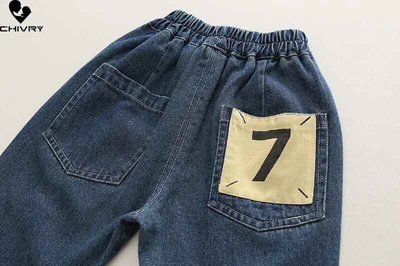 Új 2024 Kids Vintage tömör bő farmer fiúk klasszikus farmer hosszú nadrág nadrág gyerekek alkalmi farmer tavaszi őszi ruházat