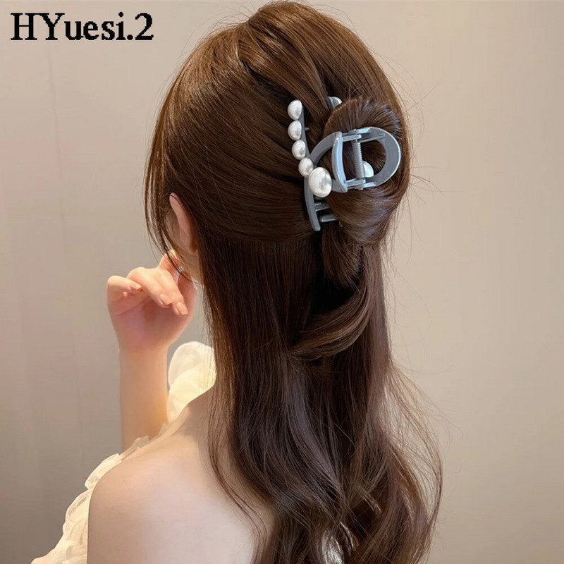 Nyári Aszimmetrikus Gyöngy Hair Karmok Női Gilrs Elegáns Erős Tartás Csúszásmentes Lófarok Műanyag Banán Kereszt Clipek Vékony Hajhoz