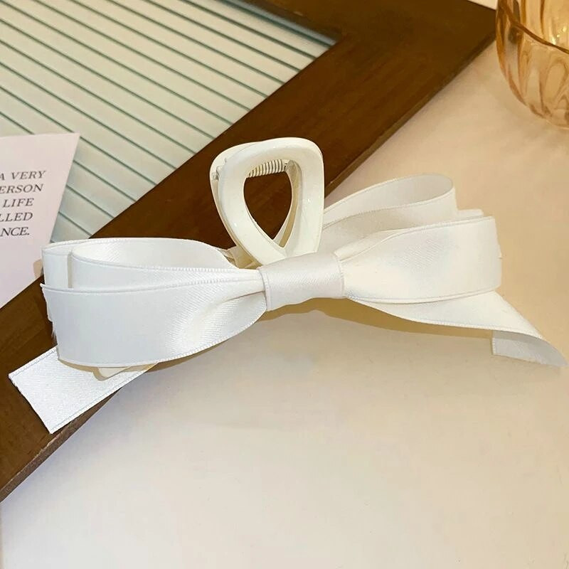 Elegáns fekete szatén masni hajcsat női koreai nagy hajkörmös hajtű matt cápacsavar hajkiegészítők