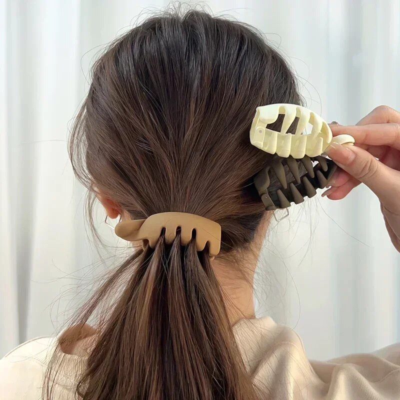 Koreai Twist Claw klipek egyszínű, egyszerű dizájn magas lófarok hajformázó eszköz Hajkiegészítők Rák hajfogó női fejfedőknek