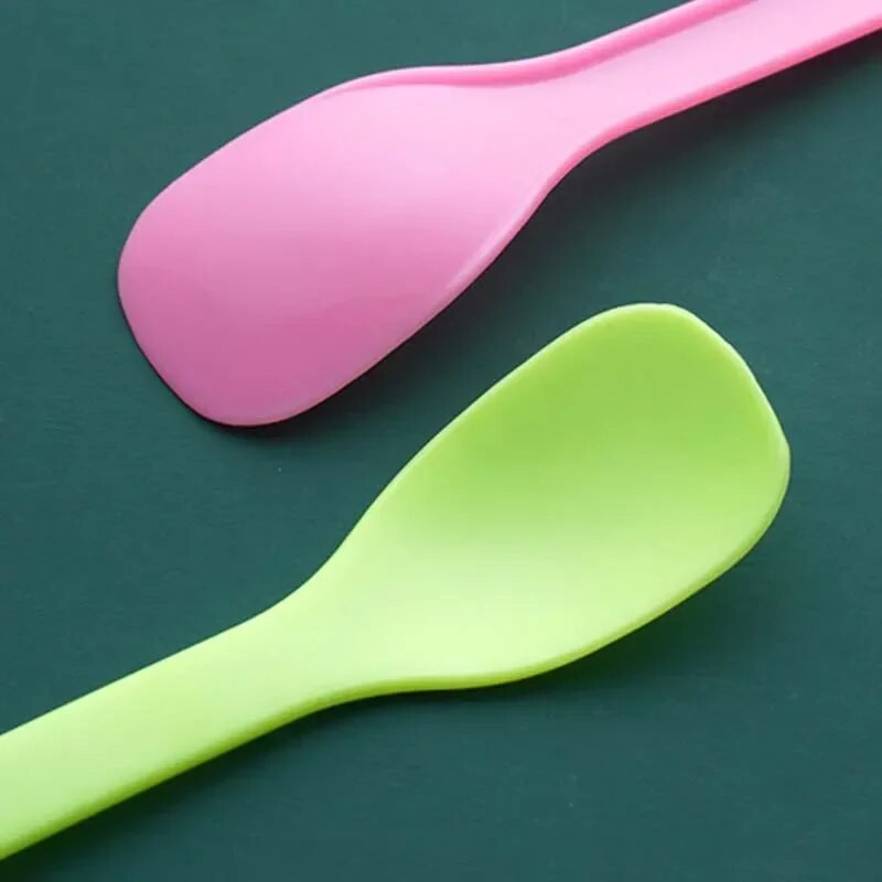 100 vnt Mini plastikiniai šaukšteliai vienkartiniai ledų desertiniai šaukštai užkandis plastikinis šaukštas vakarėlio reikmenims Desertinis šaukštas