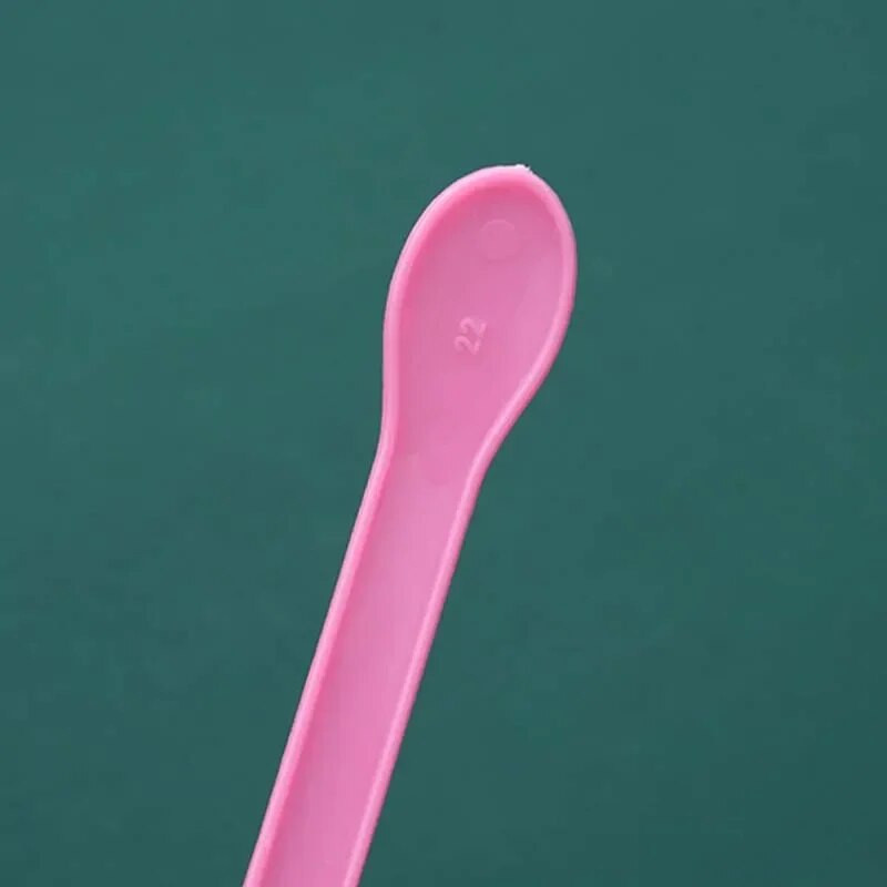 100 vnt Mini plastikiniai šaukšteliai vienkartiniai ledų desertiniai šaukštai užkandis plastikinis šaukštas vakarėlio reikmenims Desertinis šaukštas