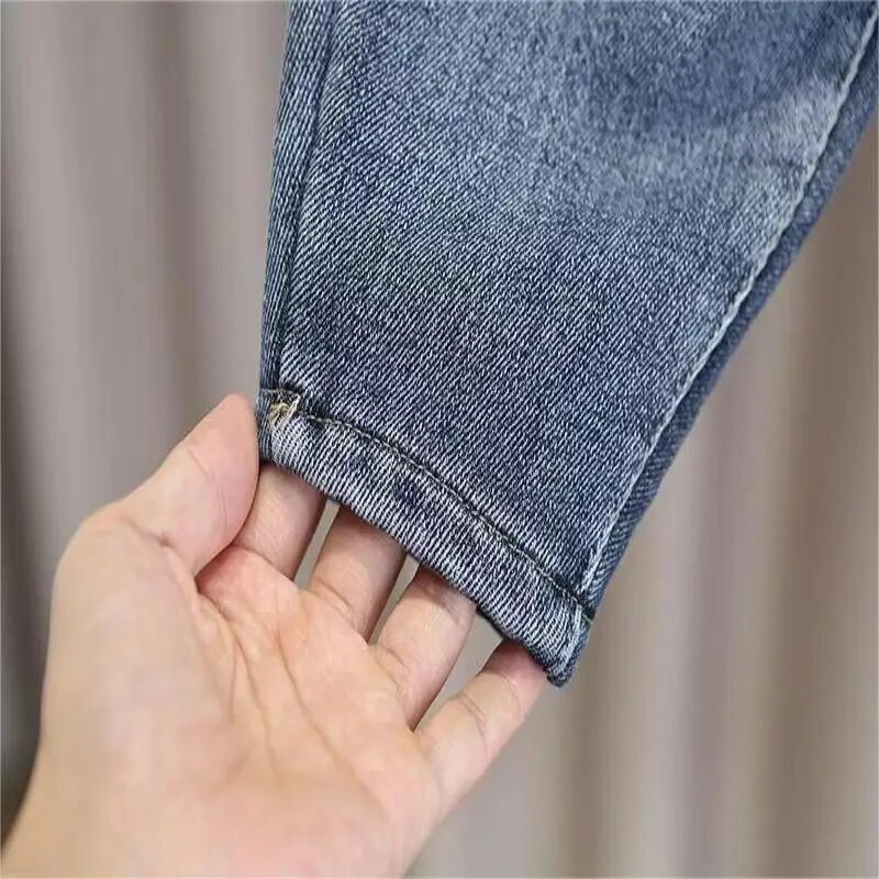 Fiú farmernadrág 2023 új tavaszi és őszi gyermek haren nadrágok koreai fiúk sokoldalú leggings divatos nadrágok