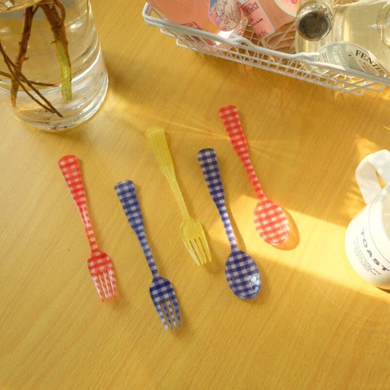 Plastikinių šakučių šaukštų rinkinys Akrilo šakutės Šaukštas Tortas Desertas Stalo reikmenys Senoviniai stalo reikmenys Gėlės arbatiniai šaukšteliai fotografijos reikmenys