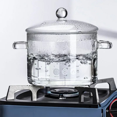 Kuumakindel klaassupipott läbipaistev supp ja põhipott majapidamisklaasist kauss kööginõud gaasipliit induktsioon