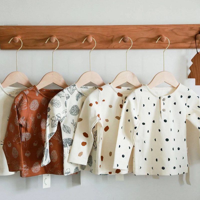 Tricou cu mânecă lungă pentru copii, primăvară 2024, strat de bază, cu imprimeu în stil Ins, pentru băieți, fete, cămașă cu gât roșu, pulover pentru copii mici