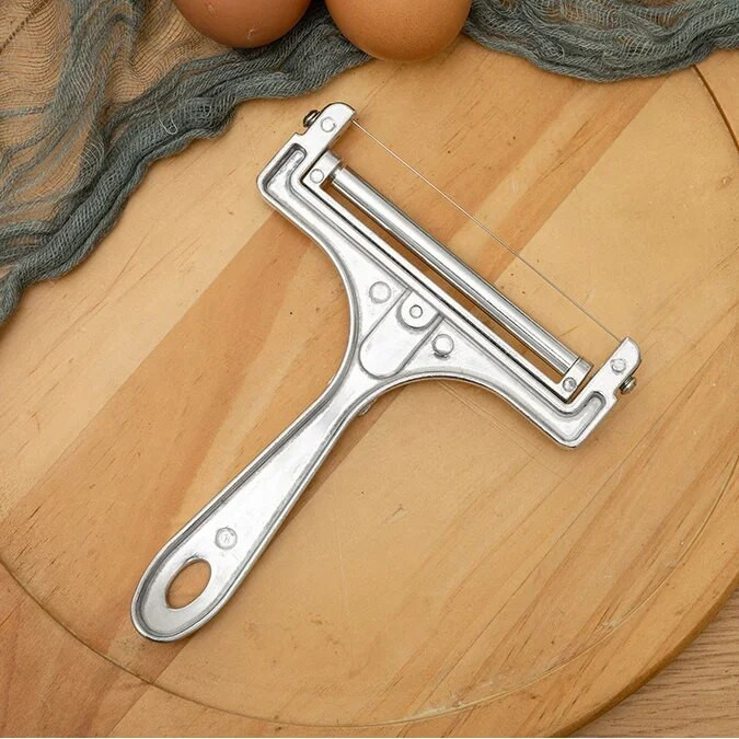 Naujas reguliuojamo storio sūrio pjaustyklės trintuvas aliuminio lydinio rankinis sūrio sviesto grandiklis su metalinės vielos virtuvės įtaisu