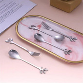 Roostevabast terasest kahvel Vastupidav pärastlõunane teekahvel Iseloomuga dekoratiivne mitmekülgne magustoit kohvilusikas Aktuaalne eksklusiivne looming