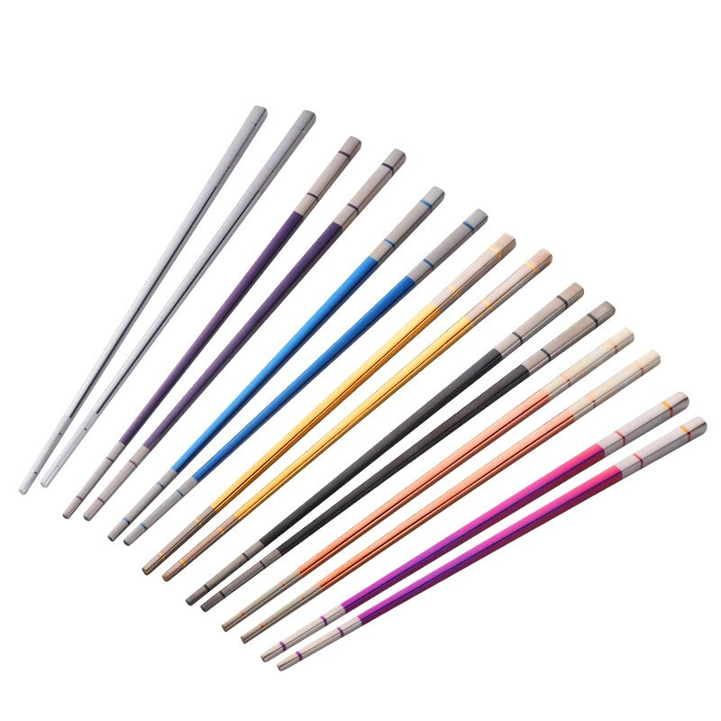 2 perechi de bețișoare chinezești Veselă coreeană Bețișoare de sushi japoneze Gravoare cu laser Bețișoare de metal auriu Bețișoare de modă