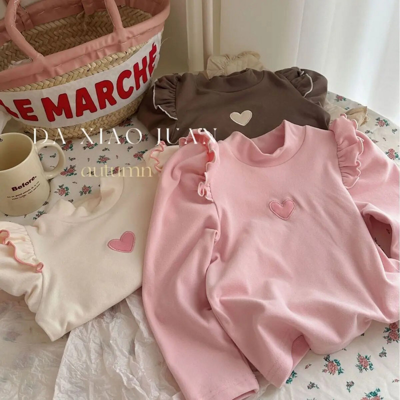 Baba alsó ing ősz tél új lány félig magas nyakú szerelem hosszú ujjú felsők koreai gyerekeknek sokoldalú, édes pulóver