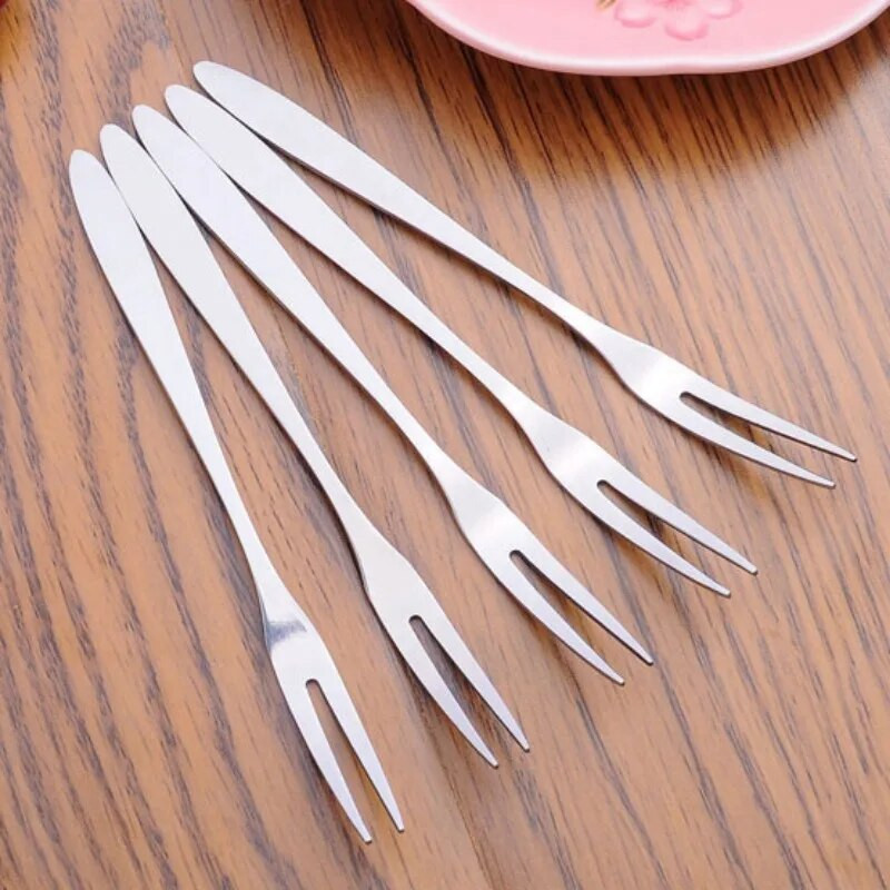 Nerūdijančio plieno vaisių šakutės Desertinės šakutės Puikus mini šakučių rinkinys Užkandžių pyragas Desertinės šakutės Kavinė Namų vakarėlis Restoranas Stalo reikmenys