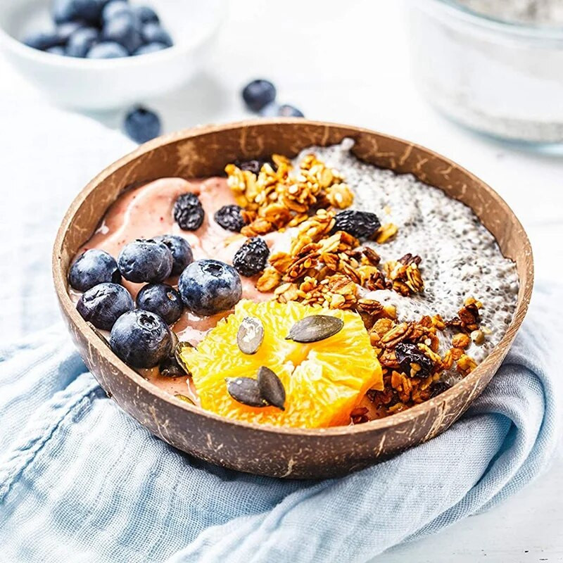 Kókuszos tálak turmixtál és kanál ajándék természetes kézzel készített, vegánoknak reggeli, parti fagylalt gabonapehely