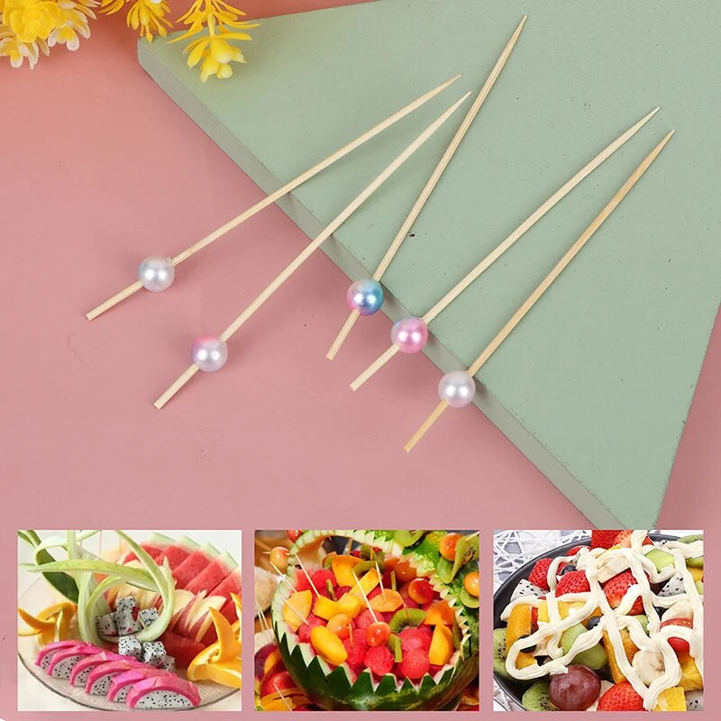 100db színes gyöngyök bambusz gyümölcsrudak koktéldíszítéshez saláta snack szendvics büfé fogpiszkáló esküvői parti kellékek