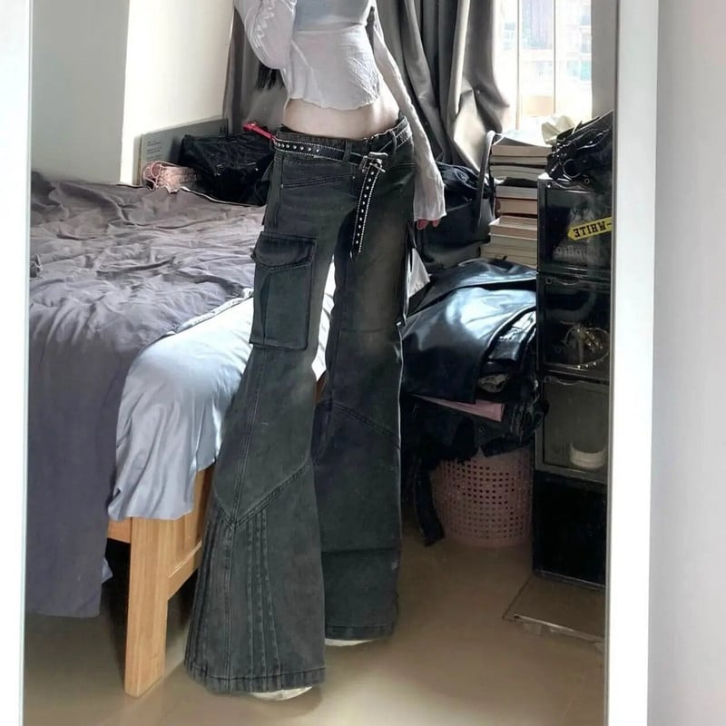 Vintažiniai mažo aukščio, mikro nuskurę džinsai, skalbiami krovininės kelnės moteriškos Y2K tendencijos platėjančios pasagos kelnės gatvės drabužiai