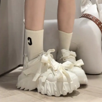 Ретро обувки с дебела подметка Дамски пролет лято 2024 Нова мода Универсални спортни ежедневни обувки Дамски малки бели обувки