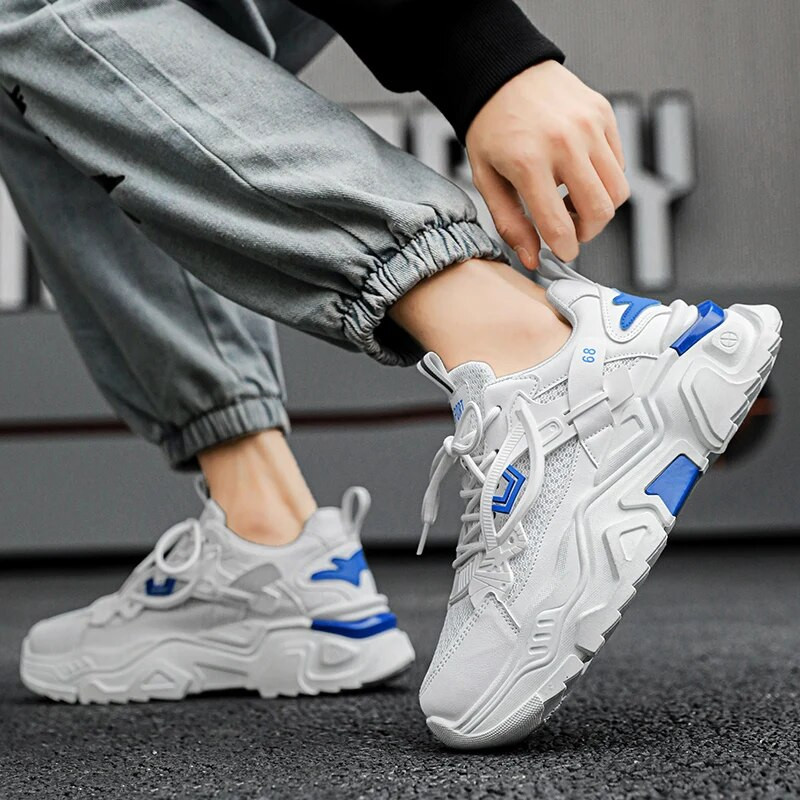 2024 Új férfi cipők vastag talpú Designer Sport Vulcanize cipők férfiaknak alkalmi cipők légáteresztő gyalogos cipők Zapatillas Hombre