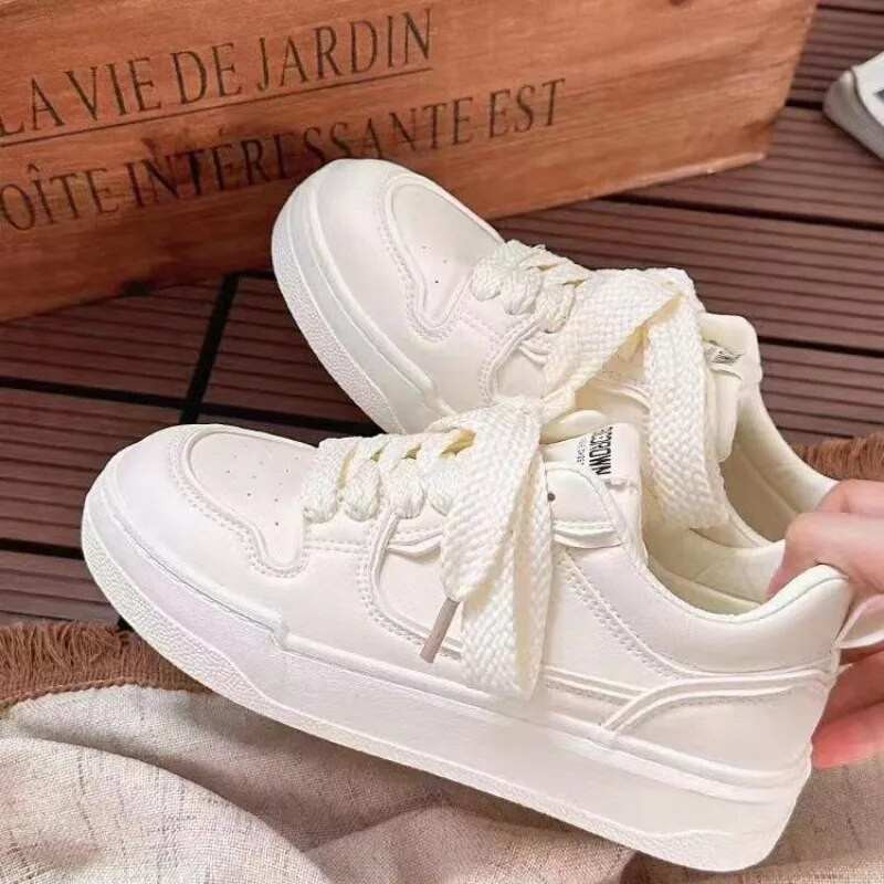 Nove ženske tenisice Neklizajuće Jednobojne ravne cipele Ležerna obuća Prozračne tenisice na vezivanje Ženske vulkanizirane cipele Zapatillas Mujer