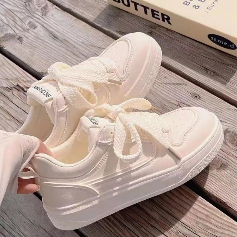 Nove ženske tenisice Neklizajuće Jednobojne ravne cipele Ležerna obuća Prozračne tenisice na vezivanje Ženske vulkanizirane cipele Zapatillas Mujer