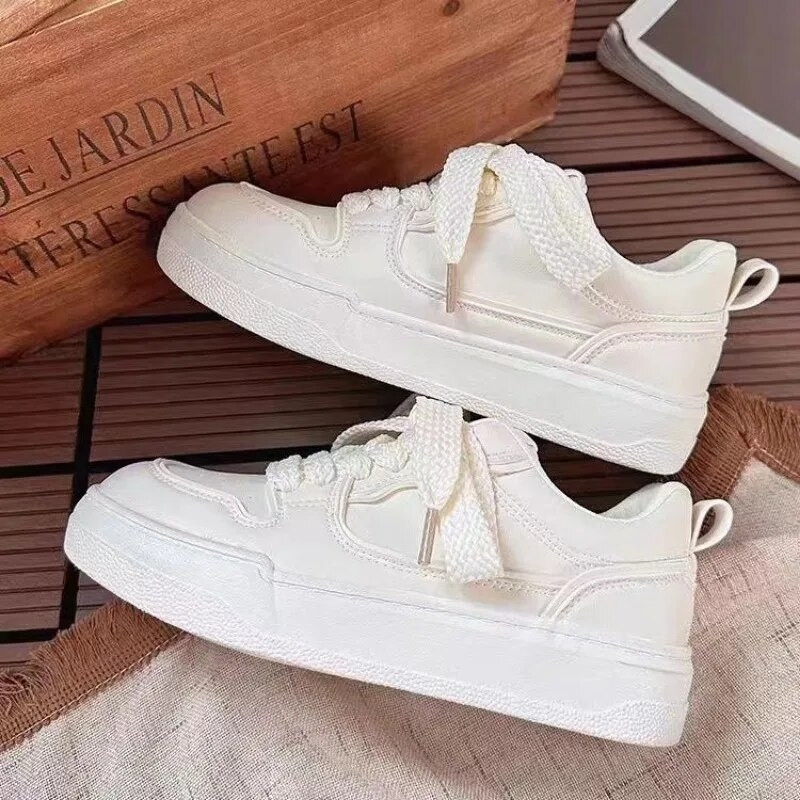 Nove ženske tenisice Neklizajuće Jednobojne ravne cipele Ležerna obuća Prozračne tenisice na vezivanje Ženske vulkanizirane cipele Zapatillas Mujer