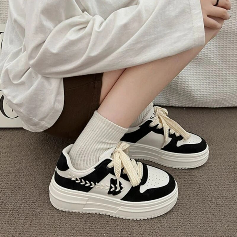 Ležerne sportske cipele s debelim potplatom Nove jesenske 2023. Prozračne cipele za dasku Ravno dno Svestrane vulkanizirane cipele Plataforma Mujer