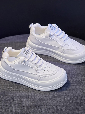 Λευκά Γυναικεία παπούτσια 2021 Άνοιξη Κορεατικά στρογγυλά παπούτσια για τρέξιμο Γυναικεία πάνινα παπούτσια με πλατφόρμα Woman Vulcanize Παπούτσια Γυναικεία γυμναστήρια