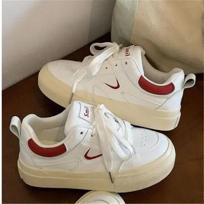 Ženske bijele cipele Prozračne tenisice Modne ravne ženske cipele 2022 Jesen Lagane sportske cipele za trčanje Zapatillas Mujer