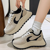 Naiste tossud hingavad jooksu vabaaja spordijalatsid Vulcanize tossud platvormkingad naiste spordijalatsid Valged tossud