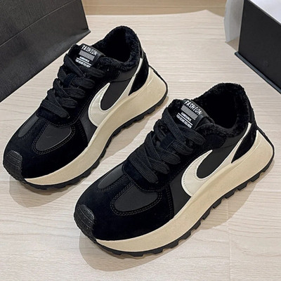 Naiste tossud hingavad jooksu vabaaja spordijalatsid Vulcanize tossud platvormkingad naiste spordijalatsid Valged tossud